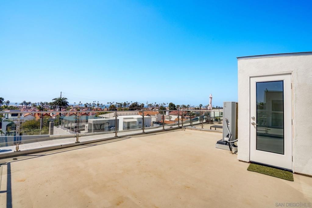 listing image 130729451338153964359