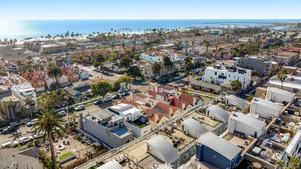 listing image 130728703551929458645