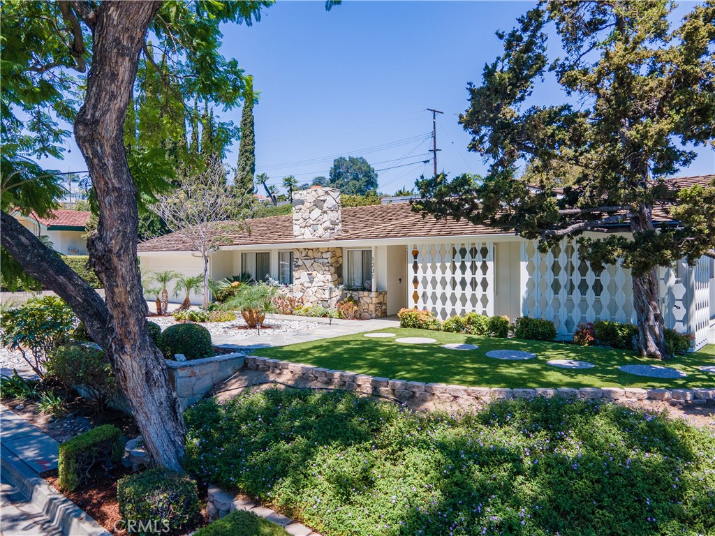 1231 Sheppard Drive