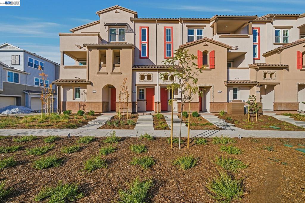 4540 Dolcetto Common