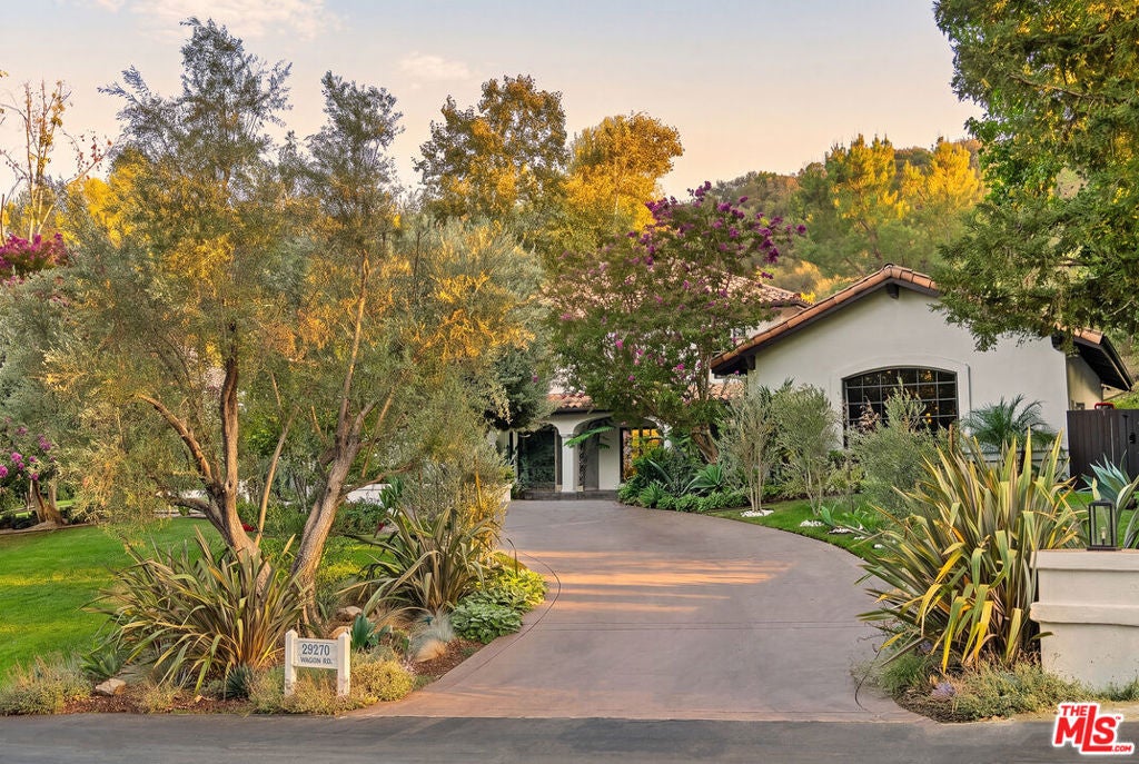 29270 Wagon Road
