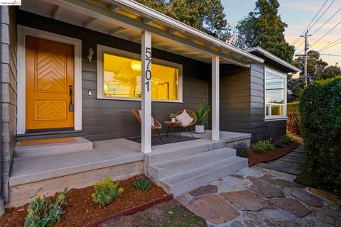 Photo of 5701 Snake Rd Rd, Oakland, CA 94611 (MLS # 41126981)