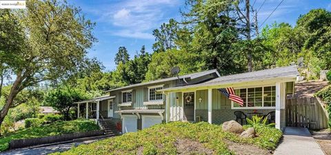 Photo of 2048 Donald Dr Dr, Moraga, CA 94556 (MLS # 41115512) Photo of 2048 Donald Dr Dr, Moraga, CA 94556 (MLS # 41115512)