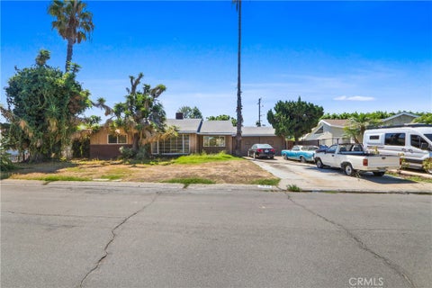 Photo of 1432 W Birchmont DR, Anaheim, CA 92801 (MLS # IV26198636)
