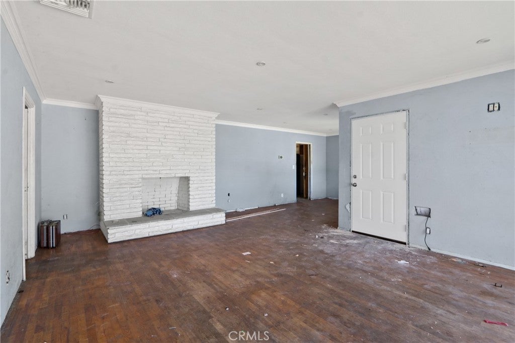 1432 W Birchmont
