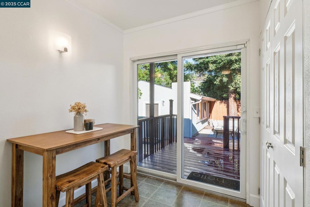 LAUREL - Residential