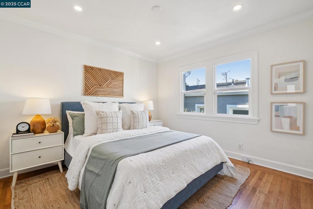 LAUREL - Residential