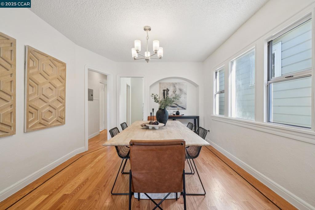 LAUREL - Residential