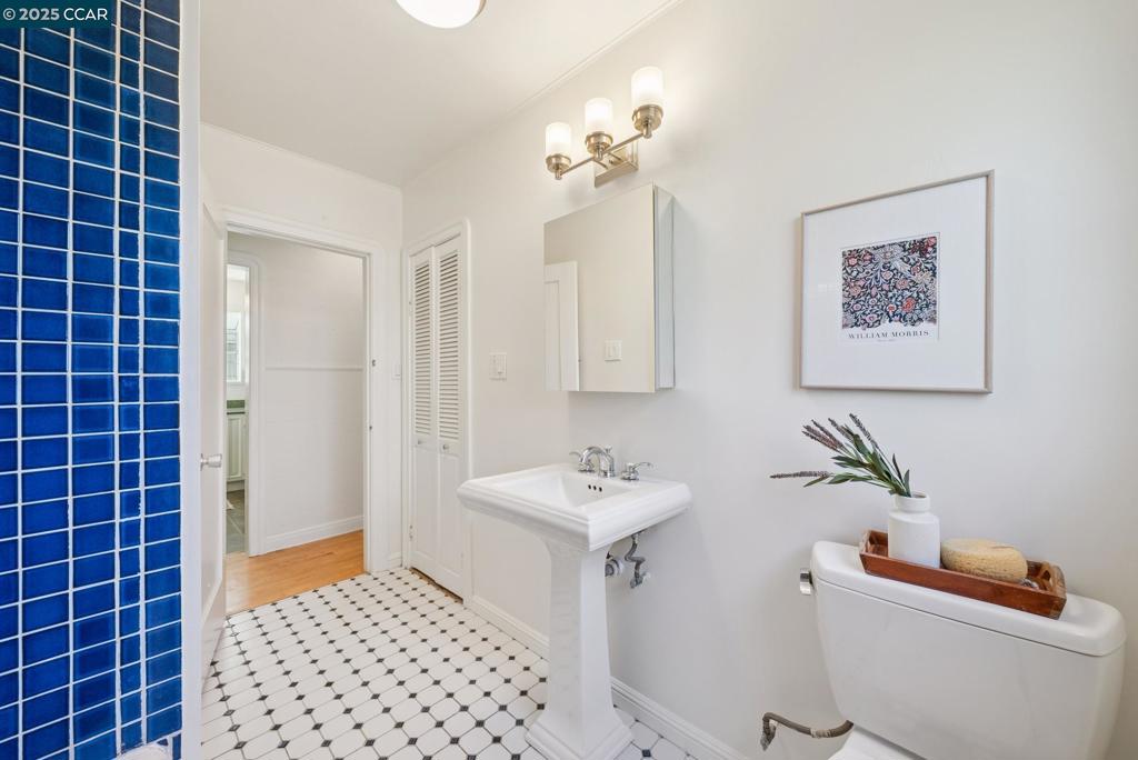 LAUREL - Residential