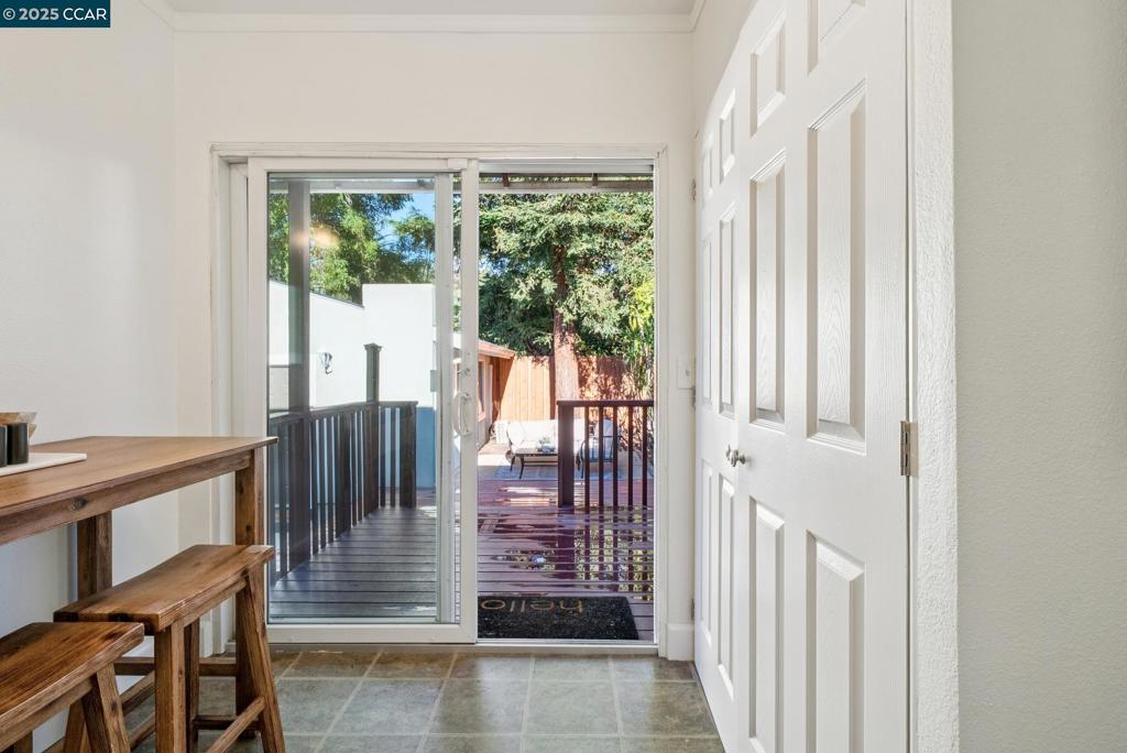 LAUREL - Residential