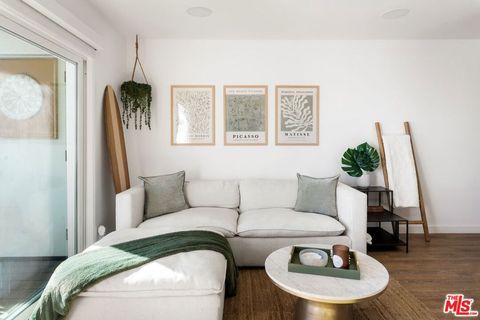 Tiny photo for 20638 Pacific Coast Highway #00009-17, Malibu, CA 90265 (MLS # 25610633)