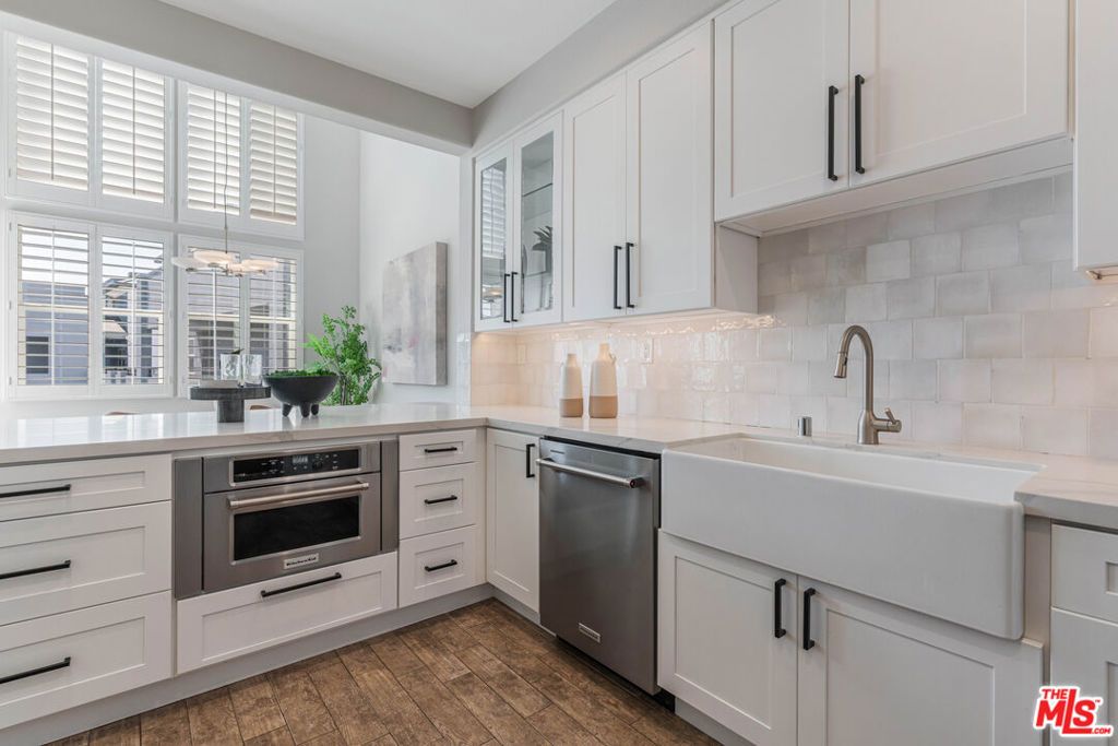 Photo of 7100 Playa Vista Drive #406, Playa Vista, CA 90094 (MLS # 25575551)