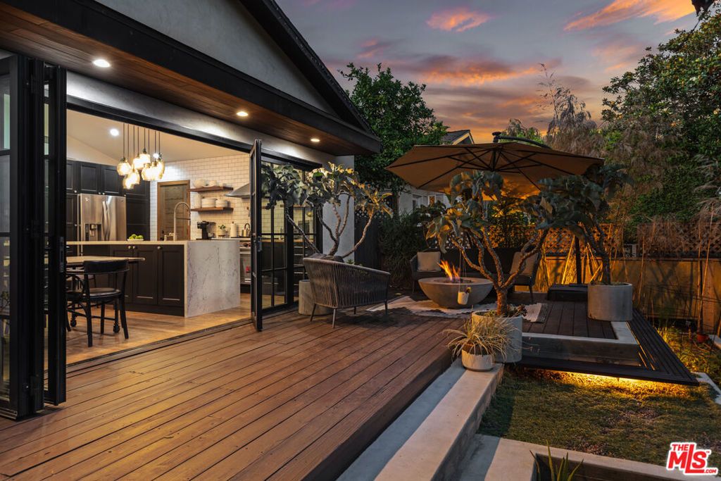 Photo of 547 28th Avenue, Venice, CA 90291 (MLS # 25599421)