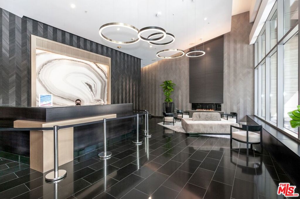 1155 S Grand Avenue 401