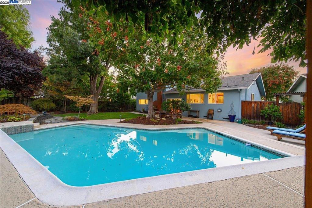 PLEASANT VILLAGE - Residential