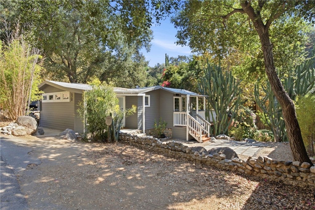 570 Brookside Lane
