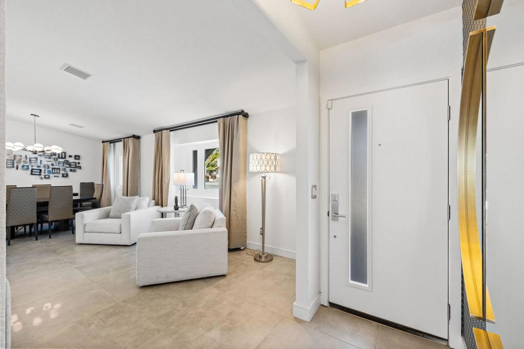 2777 E San Juan Road