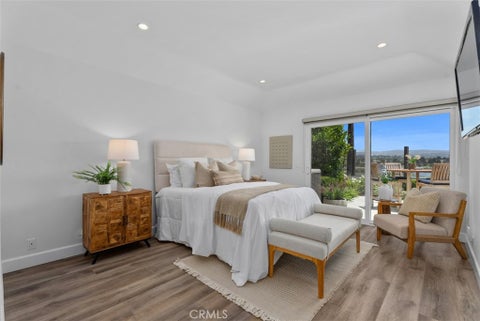 Tiny photo for 18 Cormorant Circle Cir, Newport Beach, CA 92660 (MLS # NP26143103)