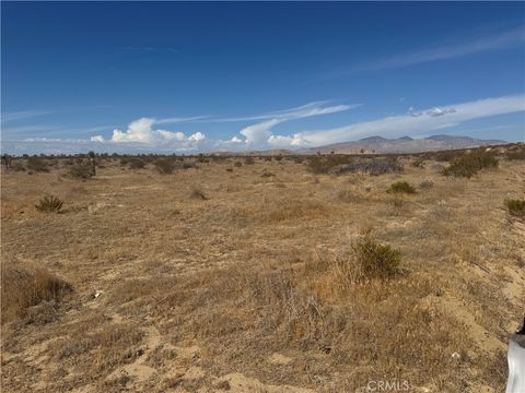 Photo of 0 Mojave Tropico Rd, Mojave, CA 93501 (MLS # SR25216650)