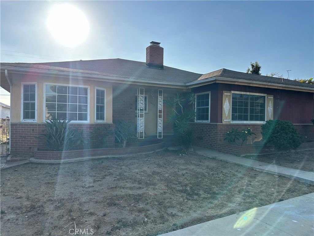 Photo of 10519 S 3rd Avenue, Inglewood, CA 90303 (MLS # IN25179912)