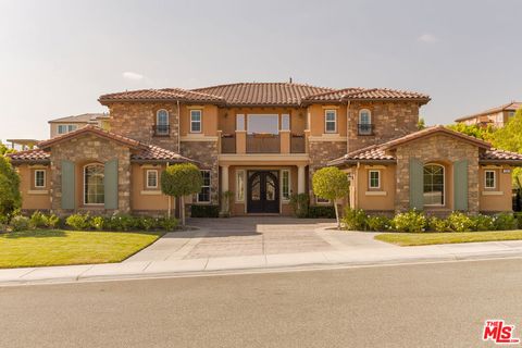 7305 Augusta Drive Moorpark CA 93021