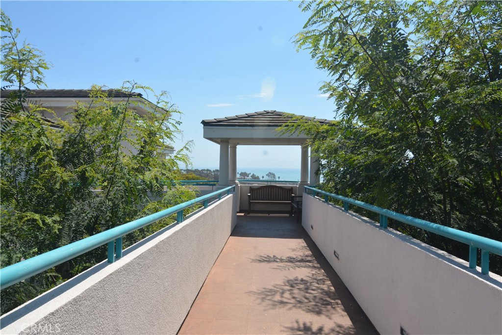 25422 Sea Bluffs Dr 103