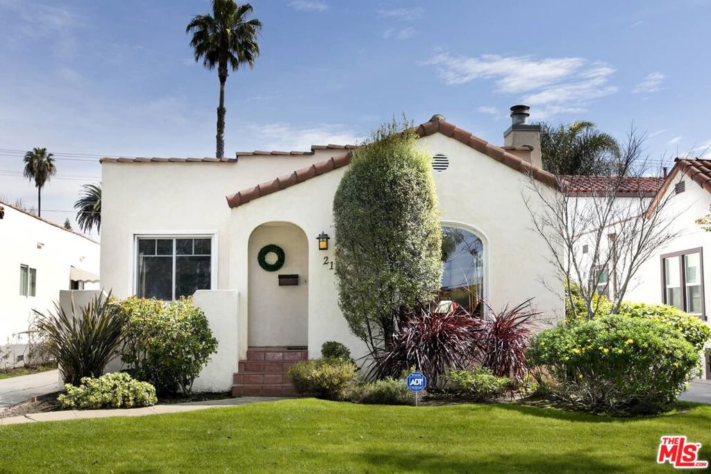 Charming, light-filled and updated Spanish three bedroom, two bath lease in Westwood. The living room features a tiled fireplace and front picture window and the family room could be used as a formal dining area. A spacious eat-in kitchen opens to the ample rear garden. Remodeled master suite & bath features double sinks, and a separate shower & tub. Hardwood floors throughout, double paned windows, new central air/heating system and much more. Close proximity to Rancho Park, the Westfield Century City, UCLA, Beverly Hills and all the area's best restaurants and shops. Close to the 10 and 405 freeways.