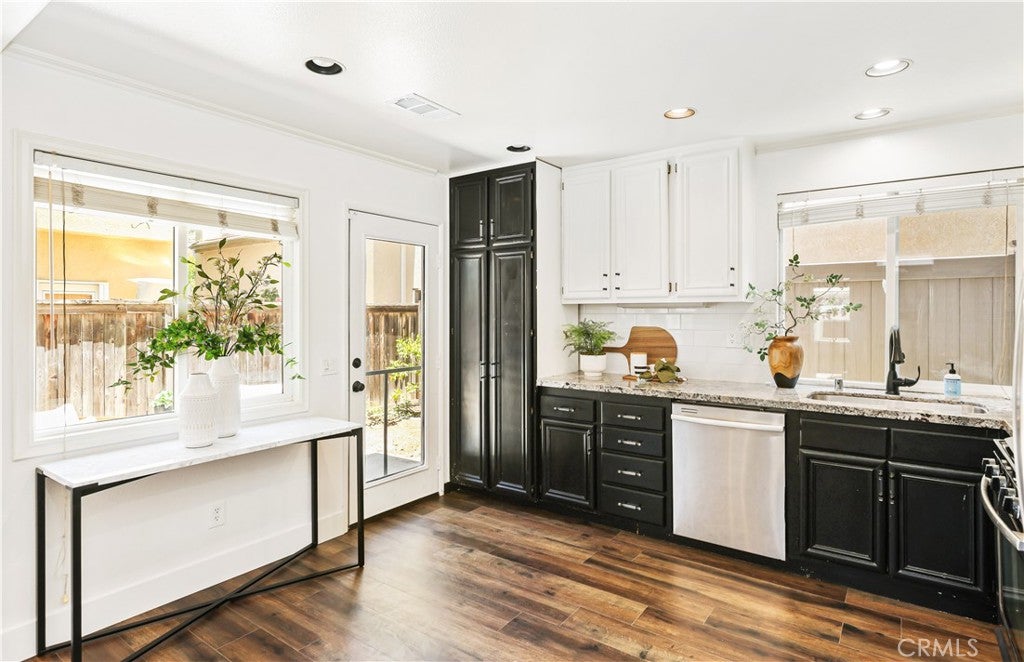 26 Bloomfield Lane, Rancho Santa Margarita CA 92688 - Photo 7