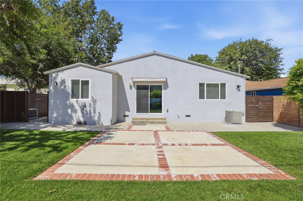 5932 Balcom
