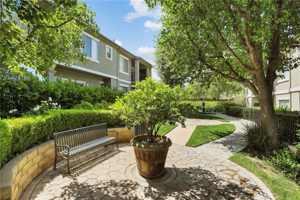 Bordeaux (BORDX) - Residential