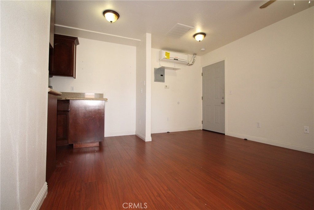 7914 Seville Avenue B