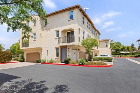 Photo of 673 Mustang Street, Camarillo, CA 93010 (MLS # 226003298)