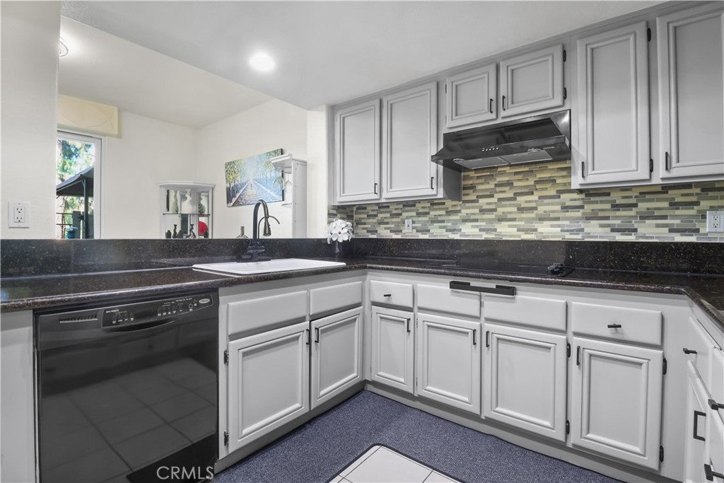 29 Giotto, Aliso Viejo CA 92656 - Photo 12