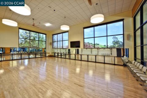 Tiny photo for 2889 Ptarmigan Drive #1, Walnut Creek, CA 94595 (MLS # 41142273)