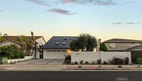 Photo of 1205 Via Catalina, San Clemente, CA 92672 (MLS # OC25240175)