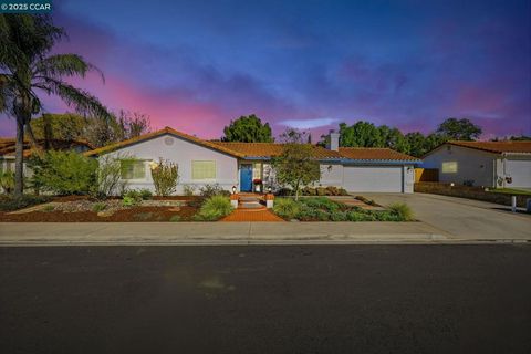 304 Lion Valley Rd Escondido CA 92027