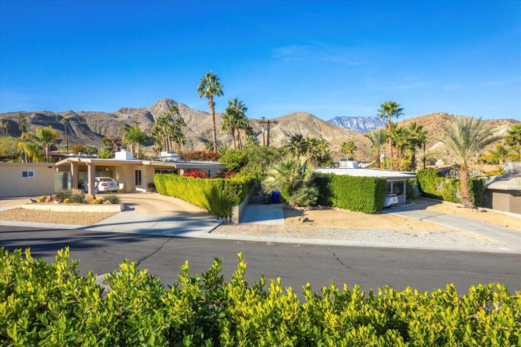 Cathedral City Cove - Residential