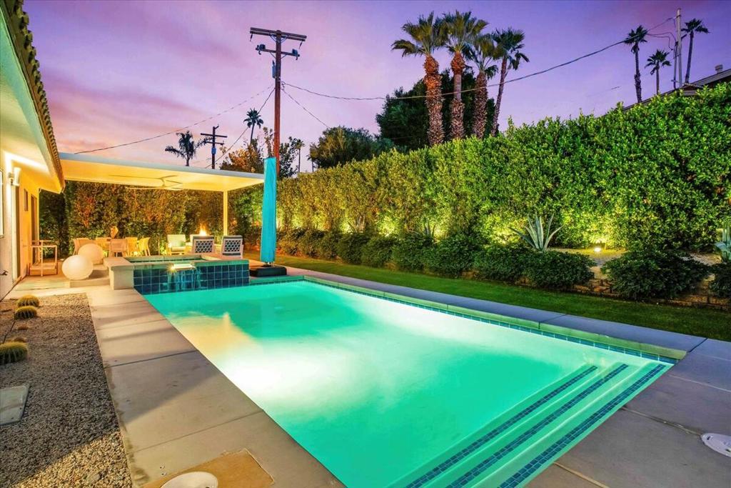 Cathedral City Cove - Residential