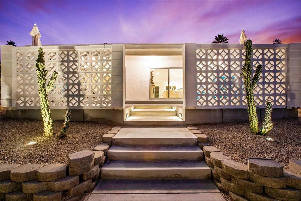 Cathedral City Cove - Residential