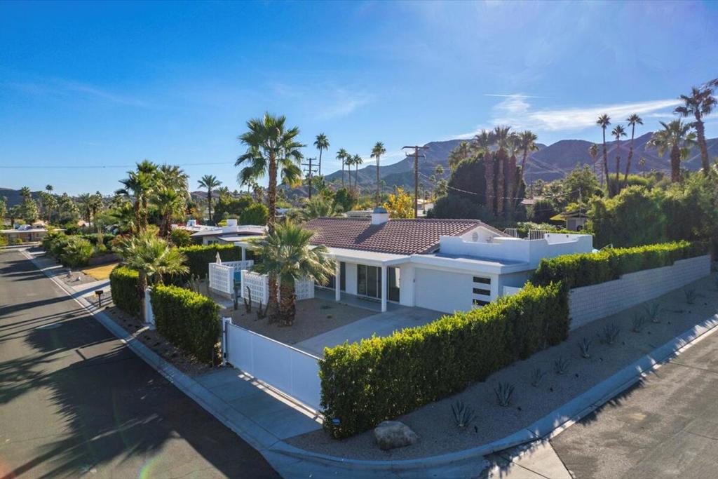 Cathedral City Cove - Residential