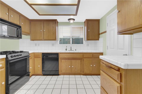 Tiny photo for 905 Inverness DR, Paso Robles, CA 93446 (MLS # NS26171427)