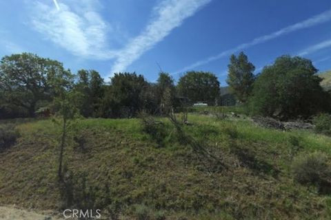 Photo of 215 N Salaine Drive, Bodfish, CA 93205 (MLS # HD26115563)