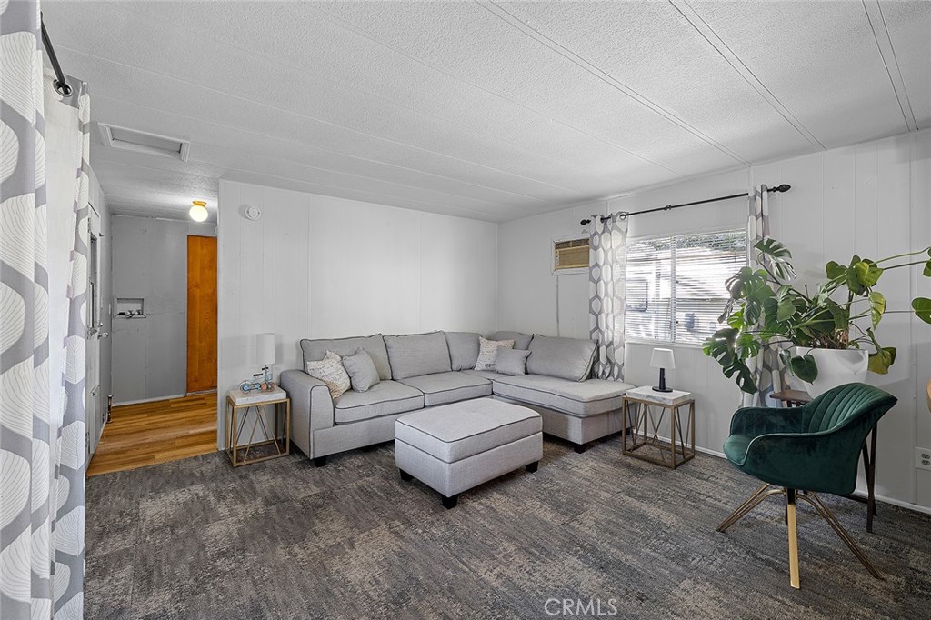 300 E. Arbor Street 12