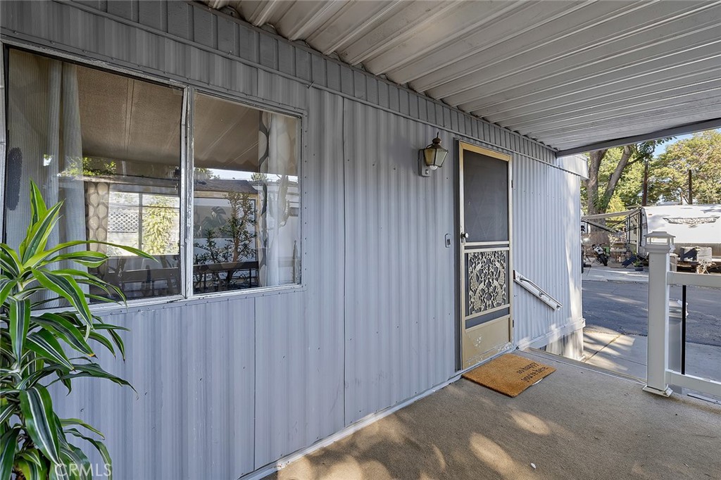 300 E. Arbor Street 12