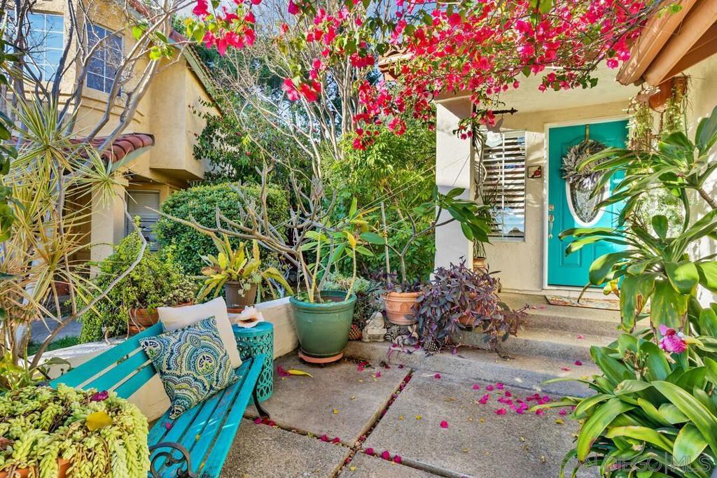 11992 Avenida Marcella