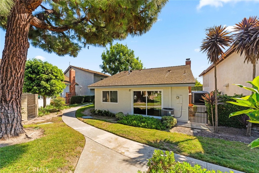 5041 Lampson Avenue