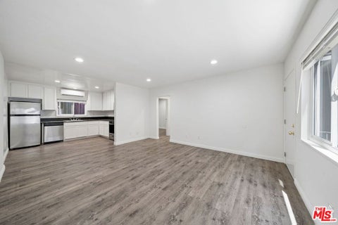 Photo of 510 Pacific Avenue #3, Venice, CA 90291 (MLS # 26948703)