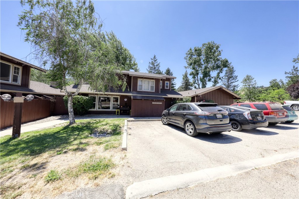 77 Meadow Lakes Drive
