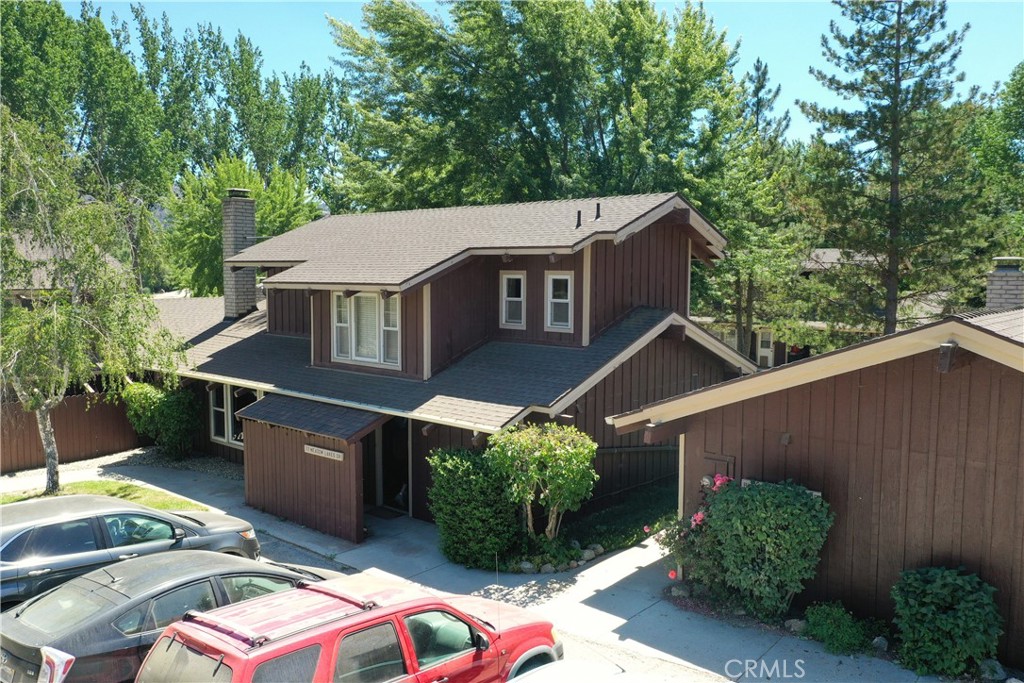 77 Meadow Lakes Drive