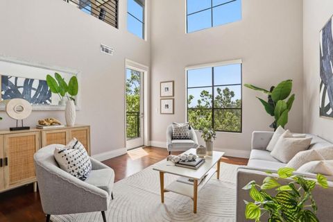 Photo of 800 N 8th Street #305, San Jose, CA 95112 (MLS # ML82046088)